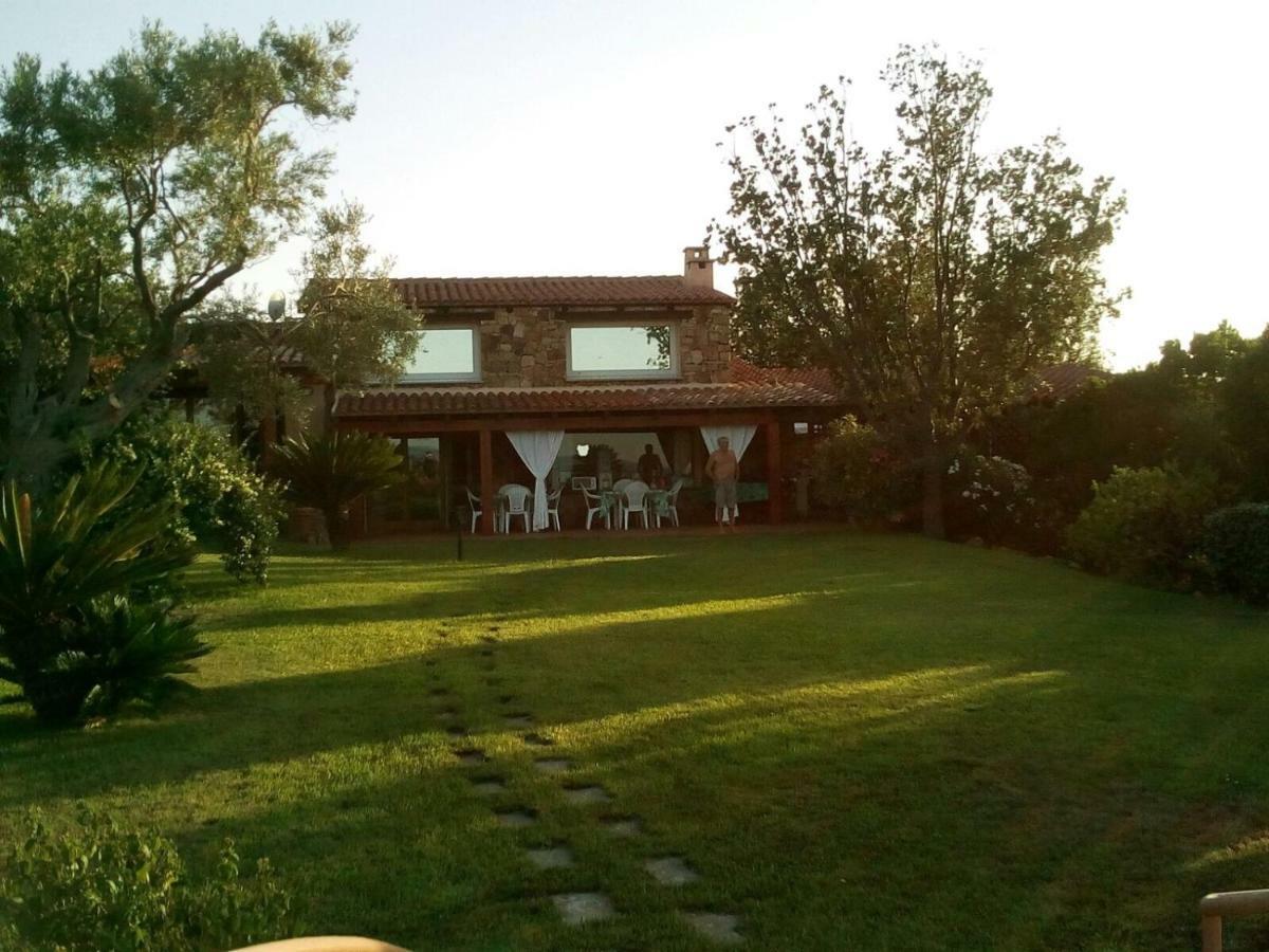 Villa Kate B&B Porto San Paolo Kültér fotó