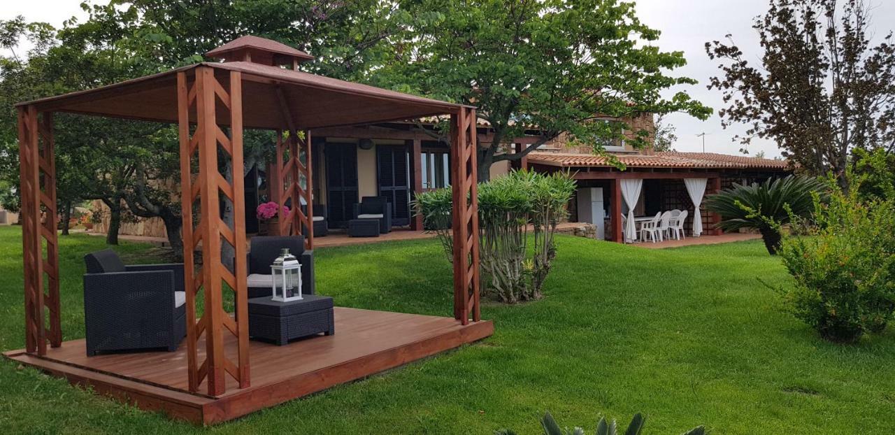 Villa Kate B&B Porto San Paolo Kültér fotó